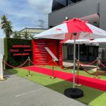 Screens double MUMM red champaign shelves Screens double MUMM red champaign shelves